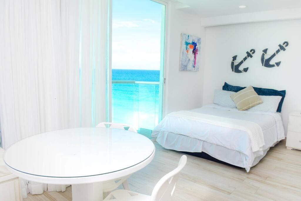Apartment Lovely At The Beach, Stunning Ocean View #1209 Cancún